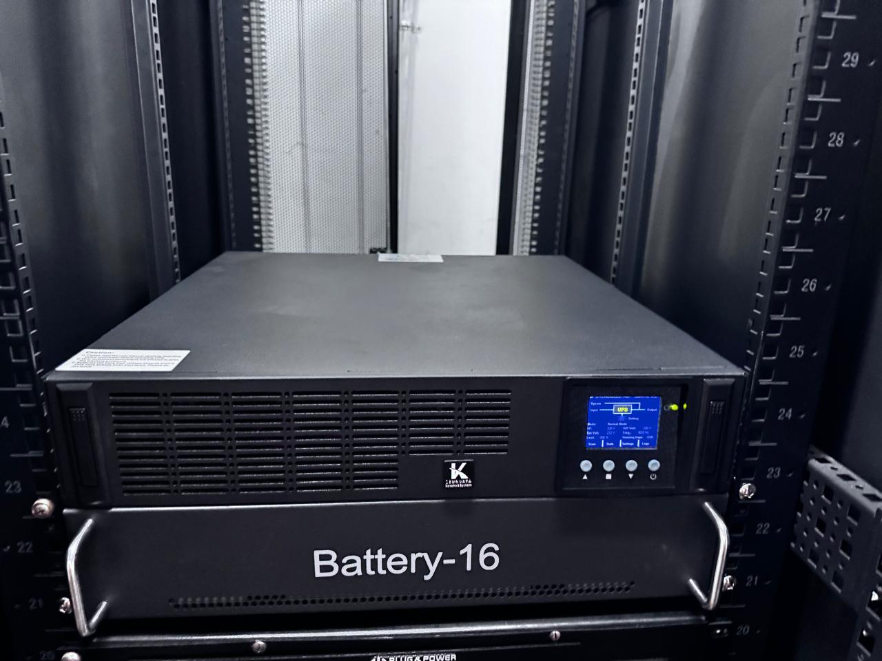 GABINETE DE BATERIA EXTERNA 16 BATERIAS